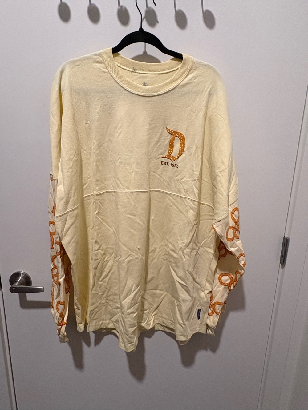 Disney Parks Disneyland Pretzel Spirit Jersey XXL NWT